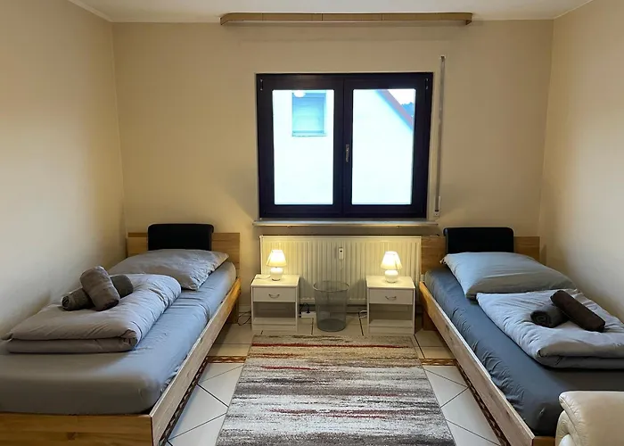 Parkplaetze, Einzelbetten, 2 Tvs, Balkon, Terrasse, Fast Wi-Fi Bis Zu 1000 Mbit, Homeoffice