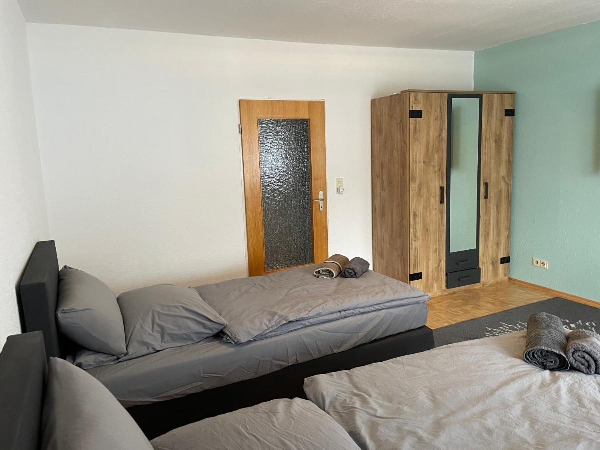 Parkplaetze, Einzelbetten, 2 Tvs, Balkon, Terrasse, Fast Wi-fi Bis Zu 1000 Mbit, Homeoffice