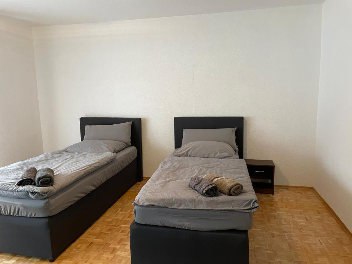 Apartment Parkplaetze, Einzelbetten, 2 Tvs, Balkon, Terrasse, Fast Wi-fi Bis Zu 1000 Mbit, Homeoffice *