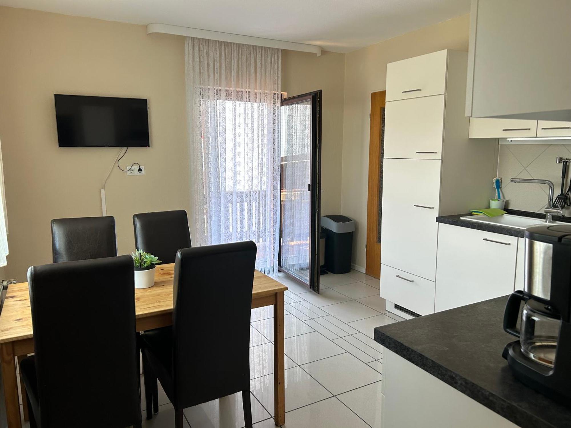 Parkplaetze, Einzelbetten, 2 Tvs, Balkon, Terrasse, Fast Wi-fi Bis Zu 1000 Mbit, Homeoffice Apartment Rodenbach (Main-Kinzig)