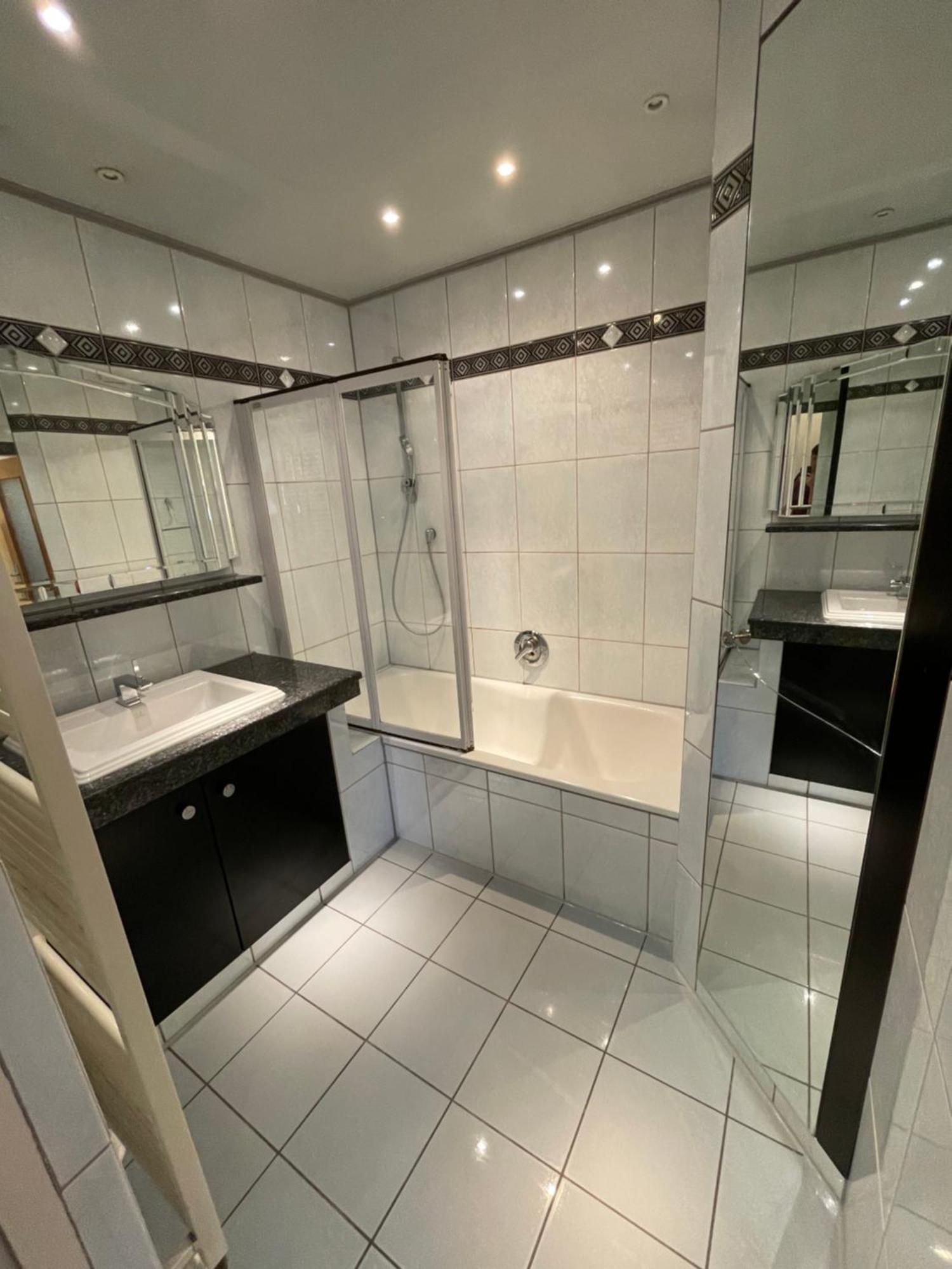 Parkplaetze, Einzelbetten, 2 Tvs, Balkon, Terrasse, Fast Wi-fi Bis Zu 1000 Mbit, Homeoffice *